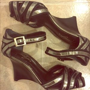 Naturalizer wedge heels